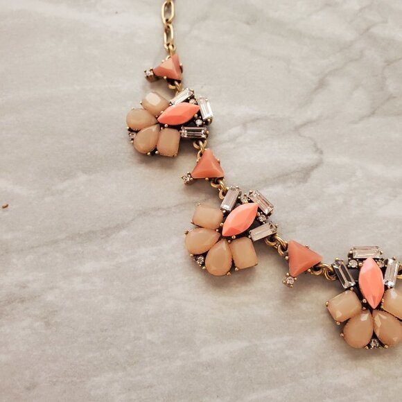 ✨ J.Crew Orange Touple Rhinestones Crystals Cluster Statement Necklace ✨ - Picture 6 of 15